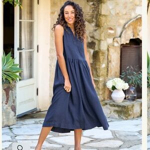 Frank & Eileen - Daphne Sleeveless Popover Dress - Navy, Washed Linen (Small)